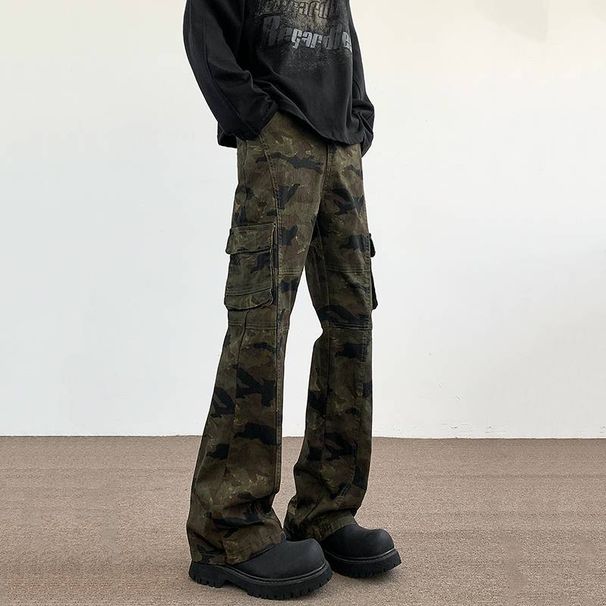 "Vintage Camo Flared Cargo Pants For Men & Women – Stretch Denim Workwear With High Street Aesthetic & Retro Fit"_mkmklike.com