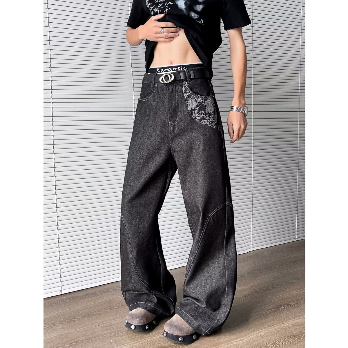 Men's Slim Fit Selvedge Denim Jeans With Floral Embroidery & Slight Flare For Street Style Versatile Streetwear Staple_mkmklike.com