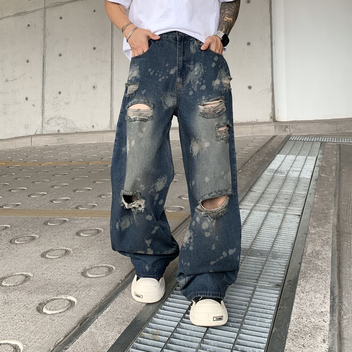 Men's Clothing Summer Street Retro Washed Knife Cut Ripped Jeans Unisex High Street Flared Slimming Floor Mopping Pants_mkmklike.com
