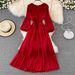 Women Lantern sleeve V-neck red dress_mkmklike.com