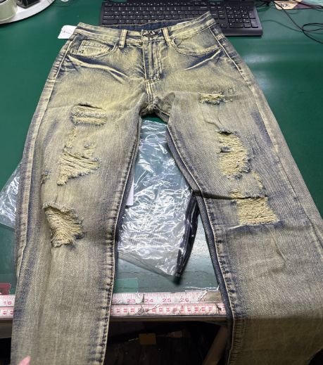Men's Clothing Men's Ripped Straight Leg Slim Fit Non Stretch Jeans Ripped Men's Light Colored Denim Trousers Denim_mkmklike.com