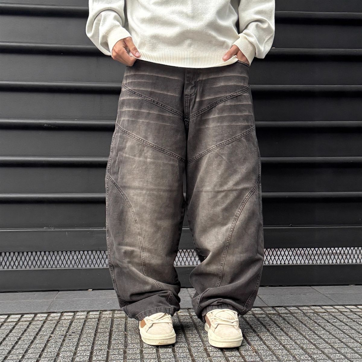 Distressed Denim Pants For Men - Vintage Washed Black, Relaxed Straight Fit, Zip Fly & Raw Hem For Urban Streetwear_mkmklike.com