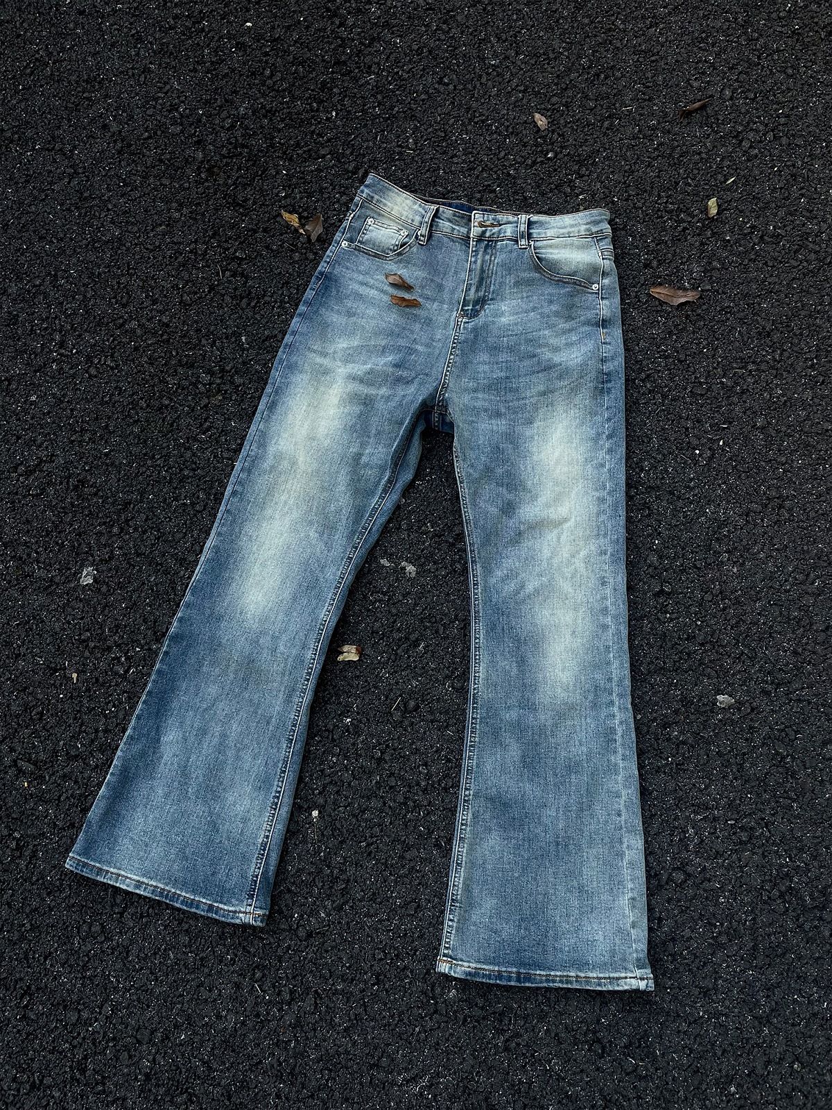 Men's Clothing Retro Washed Blue Denim Cleanfit Distressed High Street Vibe Flared Jeans_mkmklike.com