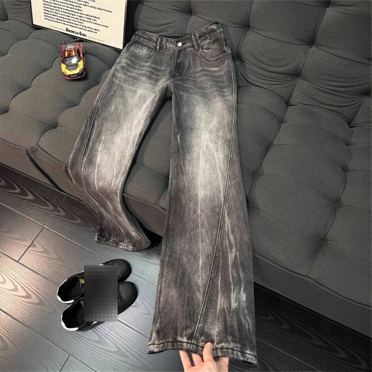 Unisex High-Waisted Slim Fit Straight Leg Jeans Vibe Lightning Bolt Pattern Bias Cut Midweight Cotton Black Blue High Street Style for Spring/Autumn_mkmklike.com