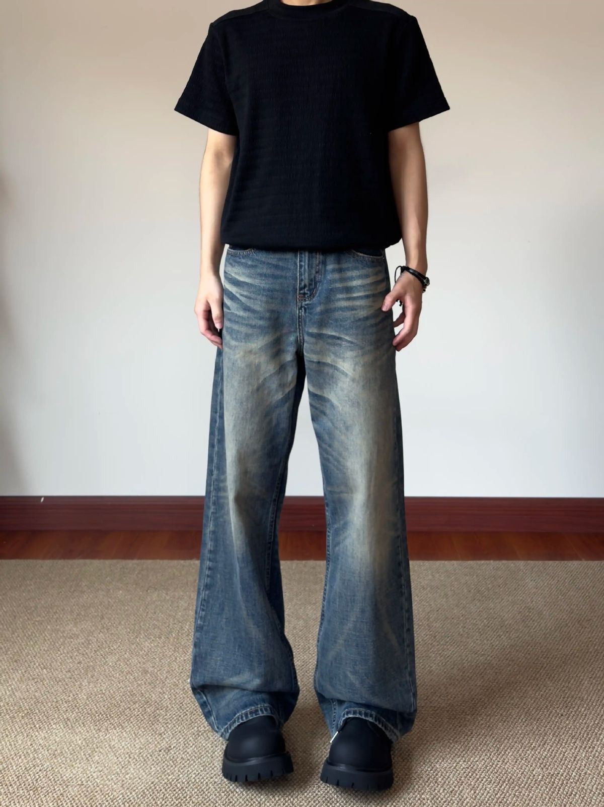 Unisex American Retro Hand Brushed Whiskered Jeans Loose Fitting Straight Leg Casual Long Pants_mkmklike.com