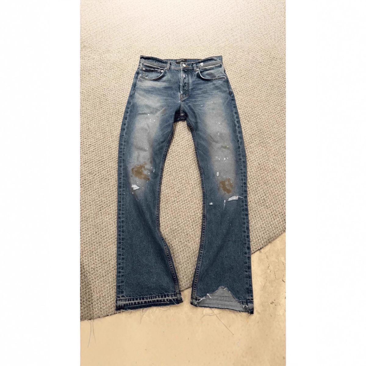 Velvet Patchwork Burnout Flared Jeans Distressed Bleached Denim Pants Metal Accents Unisex Vintage Wash Zip Fly 68% Cotton No Stretch_mkmklike.com