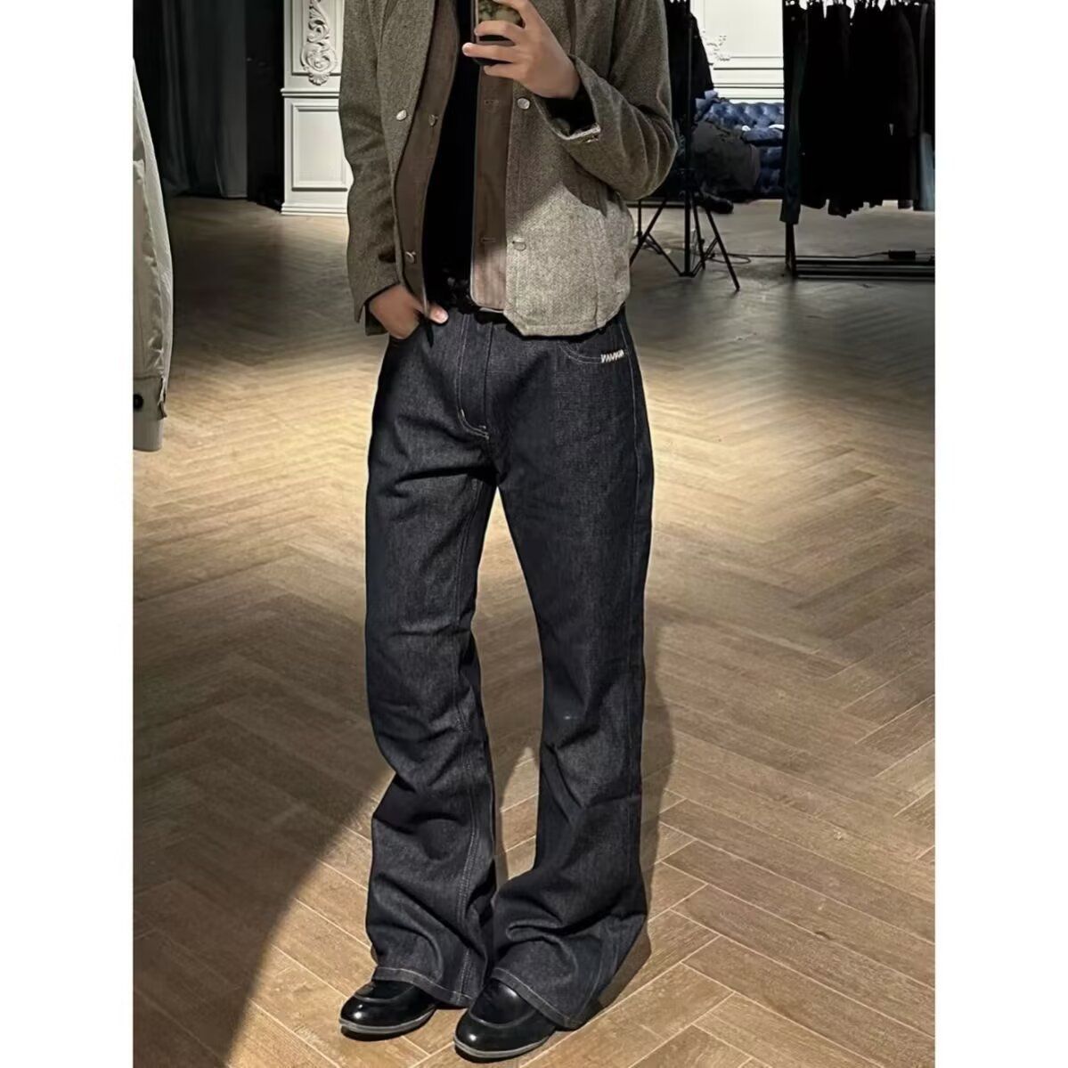 Distressed Vintage Star Embroidered Relaxed Fit Jeans For Men & Women – High Waist Straight Leg Denim Pants With Washed Effect_mkmklike.com