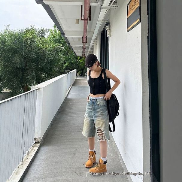 Summer High Street Women's Ripped Denim Mid-Length Shorts Slim Fit Straight Leg Distressed Washed Frayed Edges Five Point_mkmklike.com