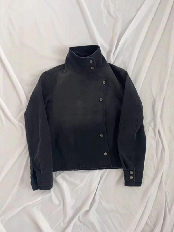 Streetwear Washed Denim Jacket – Oversized Unisex Couple's Coat, Heavyweight Cotton, High-Street Black, S-XXL_mkmklike.com