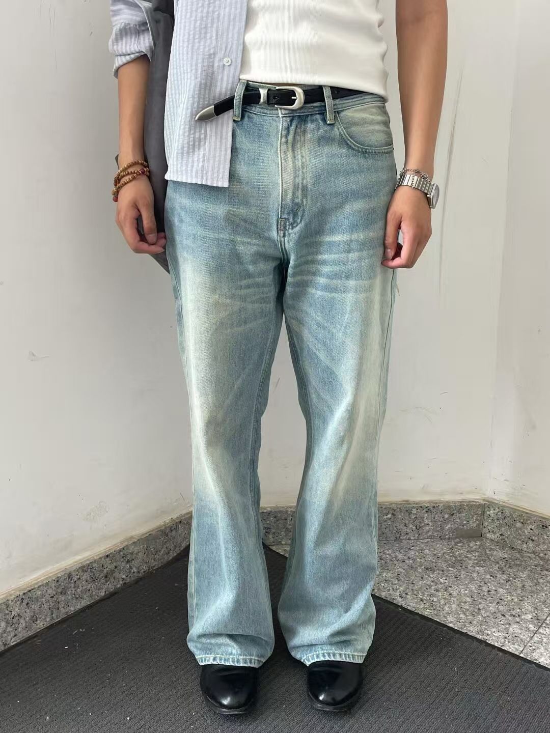 Vintage Washed Light Blue Relaxed Straight Leg Jeans For Men & Women – Cleanfit Style, Comfortable Cotton Denim_mkmklike.com