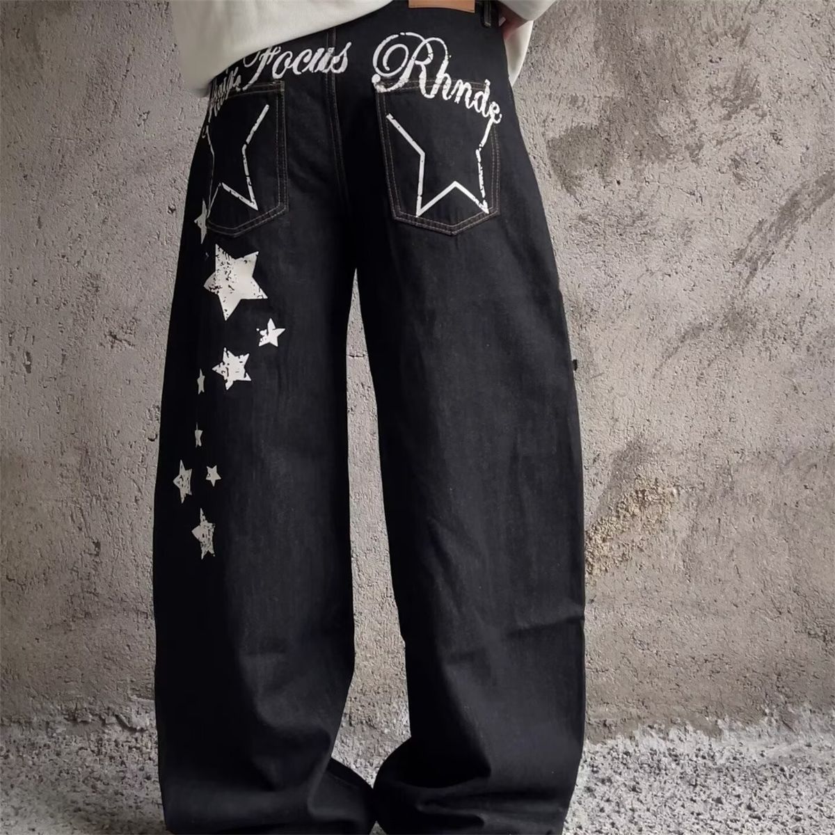 Unisex American Retro Scimitar Jeans Loose Fit Versatile Black Wide Leg Jeans Letter Star Design_mkmklike.com