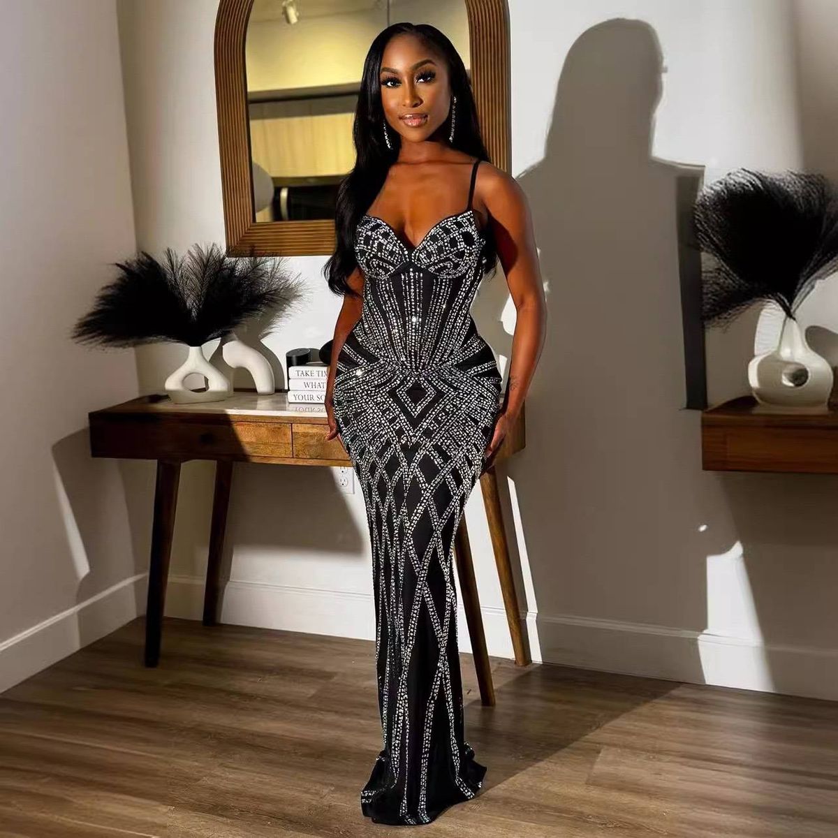 New European And American Sexy And Fashionable Sleeveless Rhinestone Camisole Backless Slim Fit Dress Party Dress_mkmklike.com