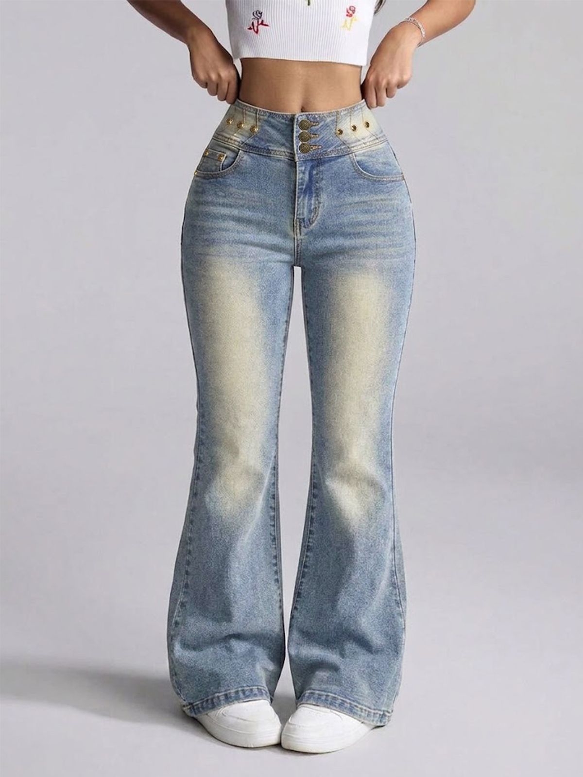 Women's Low Rise Flared Jeans European American Style Retro Washed Studded Pants Denim Casual High Waist Trousers_mkmklike.com