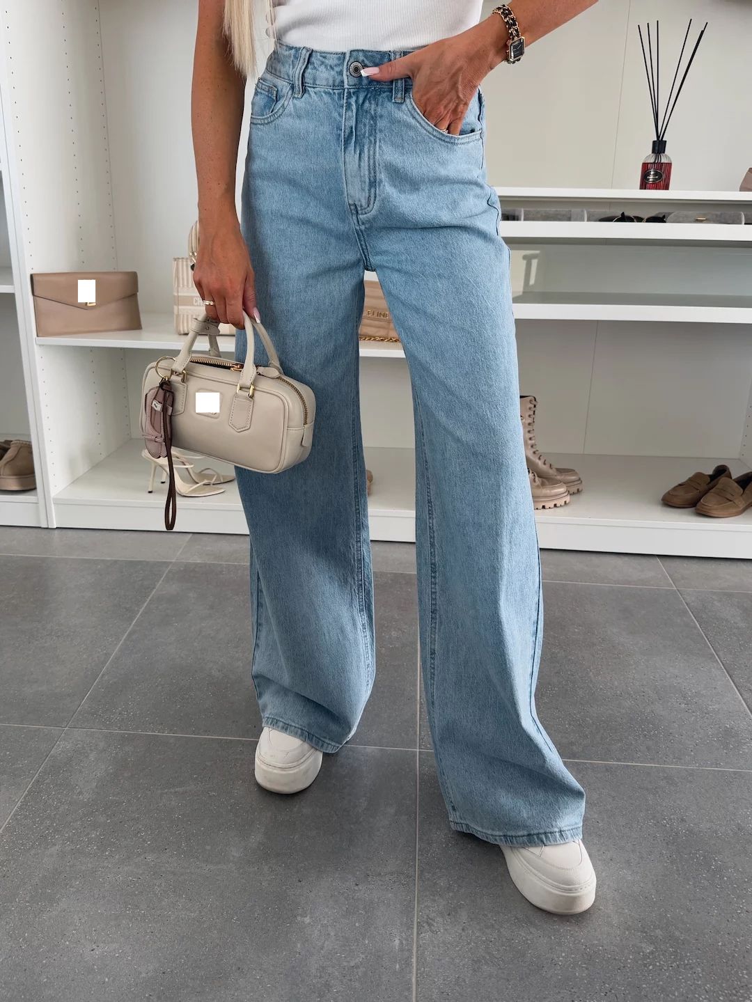European And American Nostalgic Light Colored Elastic High Waist Loose Retro Wide Leg Denim Trousers_mkmklike.com