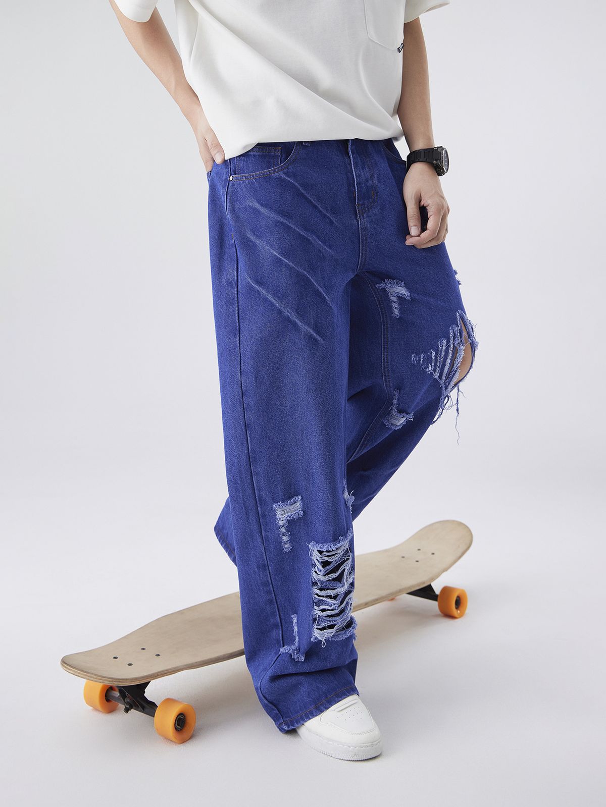 Men's Retro Star Ripped Loose Fit Jeans Wide Leg Floor Length Design New Style Casual Denim Trousers_mkmklike.com
