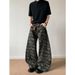 Streetwear Camo Cargo Pants – Unisex Hip-Hop Oversized Jeans (S-3XL, 65% Cotton, Button Fly, Multi-Pocket Urban Utility)_mkmklike.com