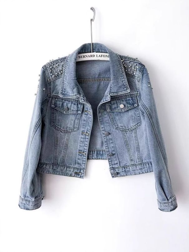 "Vintage Beaded Denim Jacket For Women – Heavy Washed Cropped & Loose Fit (Black/Light Blue)"_mkmklike.com