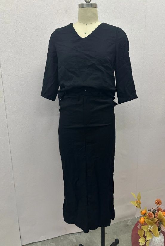 Women's Clothing solid color simple casual style skirt temperament two piece suit_mkmklike.com