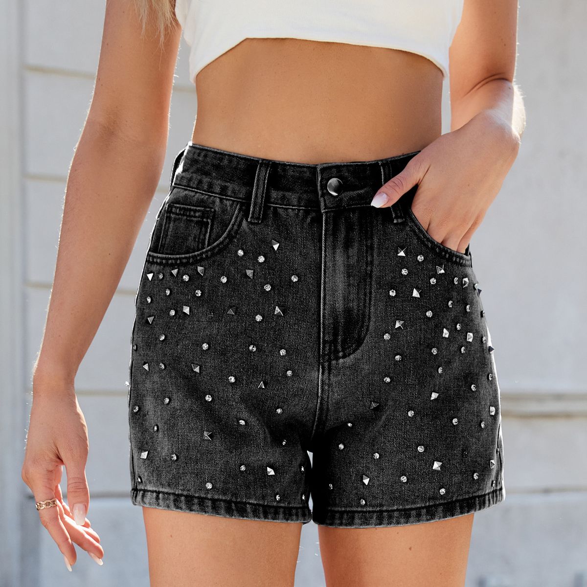 Women's Clothing Spring And Summer New Washed Design Beaded Slim Denim Skirt Women's Shorts_mkmklike.com