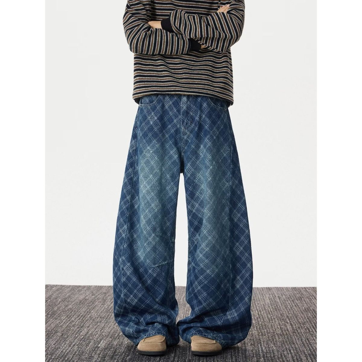 Retro Patchwork Plaid Jeans – Distressed Straight-Leg Denim Pants With Blade Motif (S-3XL)_mkmklike.com