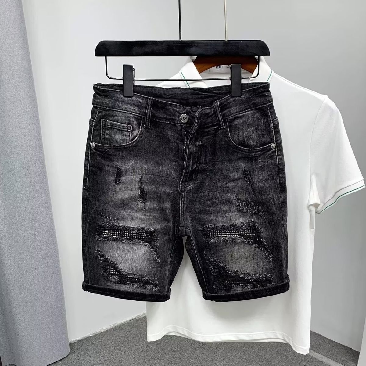 Men's Distressed Denim Shorts Trendy Black And Gray Patchwork Stretch Slim Fit Casual Streetwear 5-Inch Inseam_mkmklike.com