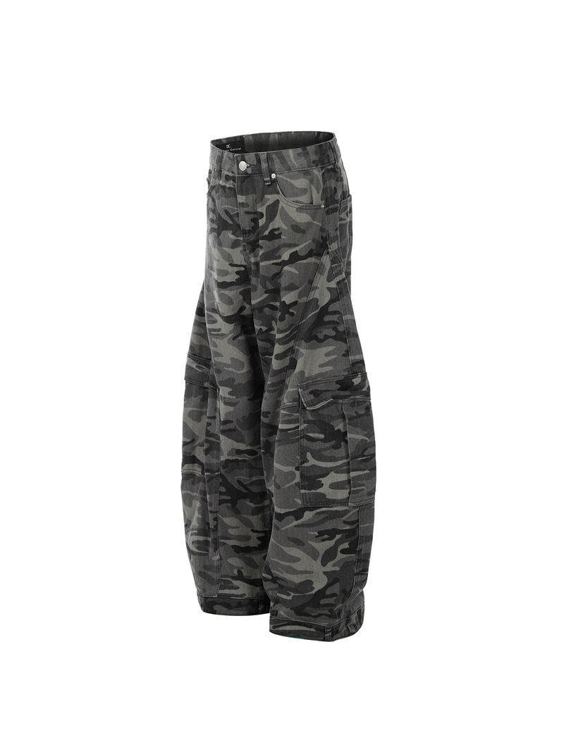 Retro Camo Utility Overalls For Men - Loose Fit Cargo Pants With Reverse Wear Design, Streetwear & Workwear Style_mkmklike.com
