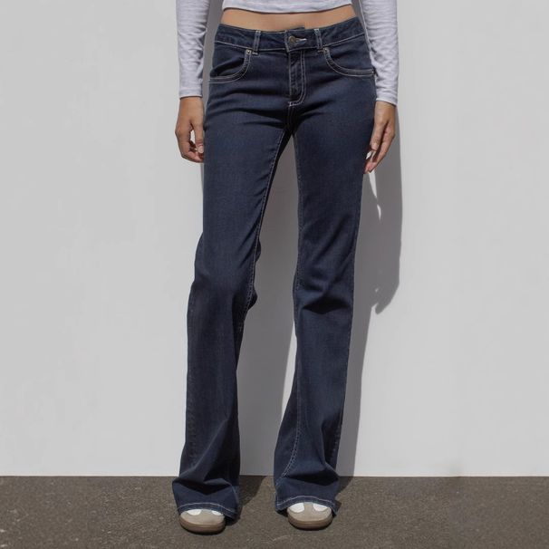 Women's Flared Stretch Jeans – Vintage Washed Denim Pants With Low-Rise Fit & Functional Pockets ( Light Blue/Y2K Revival Style)_mkmklike.com
