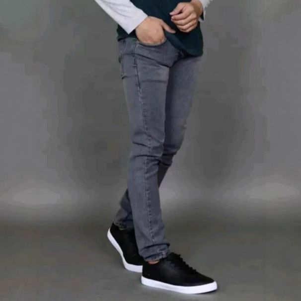 Men's Slim Fit Stretch Jeans Skinny Trousers Mid-Rise Waist Lightweight Summer Denim Distressed Wash_mkmklike.com