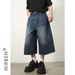 Men's Clothing Summer Loose Silhouette Washed Retro Distressed Three Quarter Straight Denim Shorts For Men_mkmklike.com