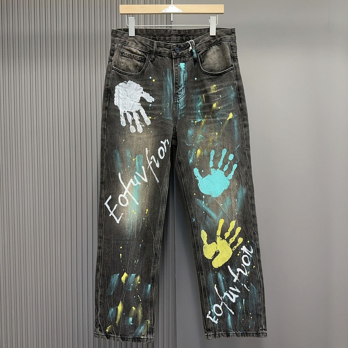 Men's Streetwear Denim Jeans High-Fashion Straight Leg With Vintage Wash & Graphic Print (28-40) – Retro Black-Grey Cotton Pants For Urban Styling_mkmklike.com