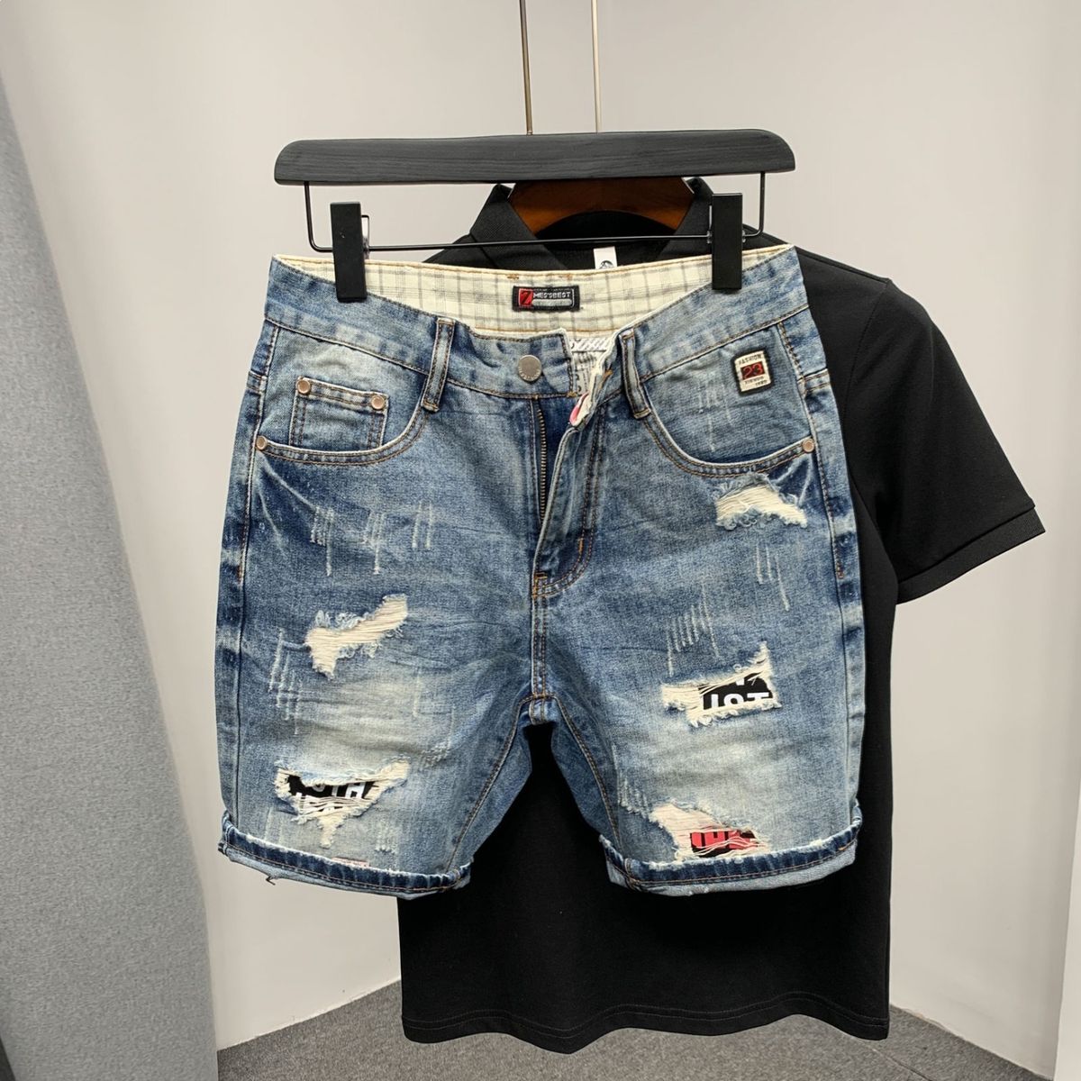 Men's Vintage-Inspired Distressed Denim Shorts Ripped Patched Slim Fit 4-Inch Inseam Destroyed Jeans Cat Whiskers Summer Streetwear_mkmklike.com
