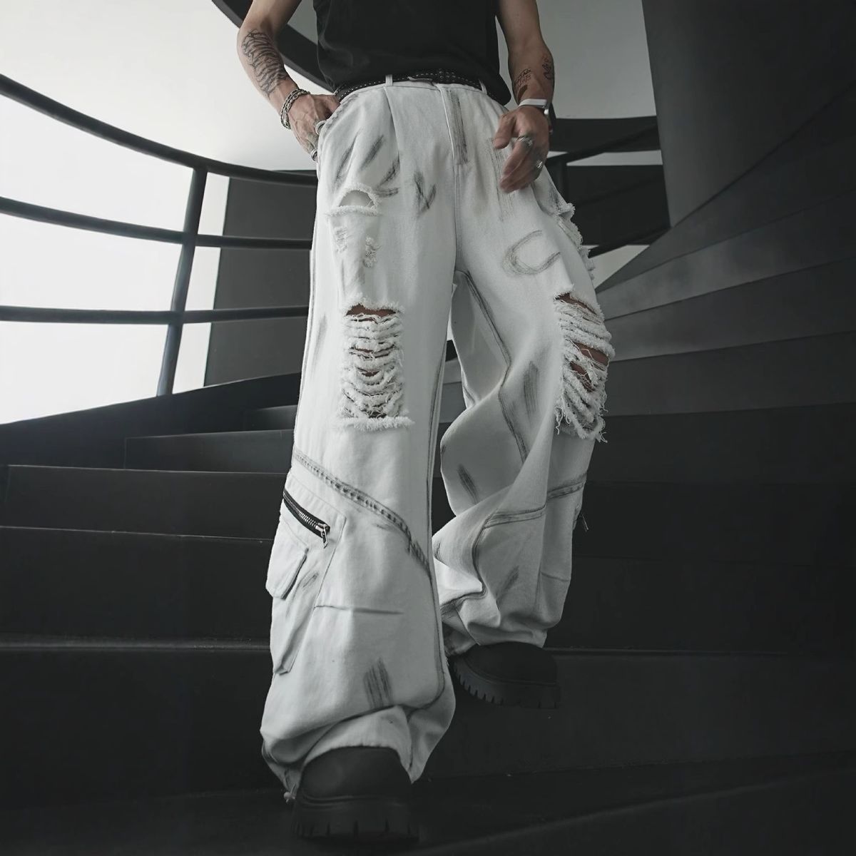 Men's Clothing High Street Work Jeans Men's Ripped Trousers Punk Washed Old Retro Mopping Hip Hop Wide Leg Pants_mkmklike.com