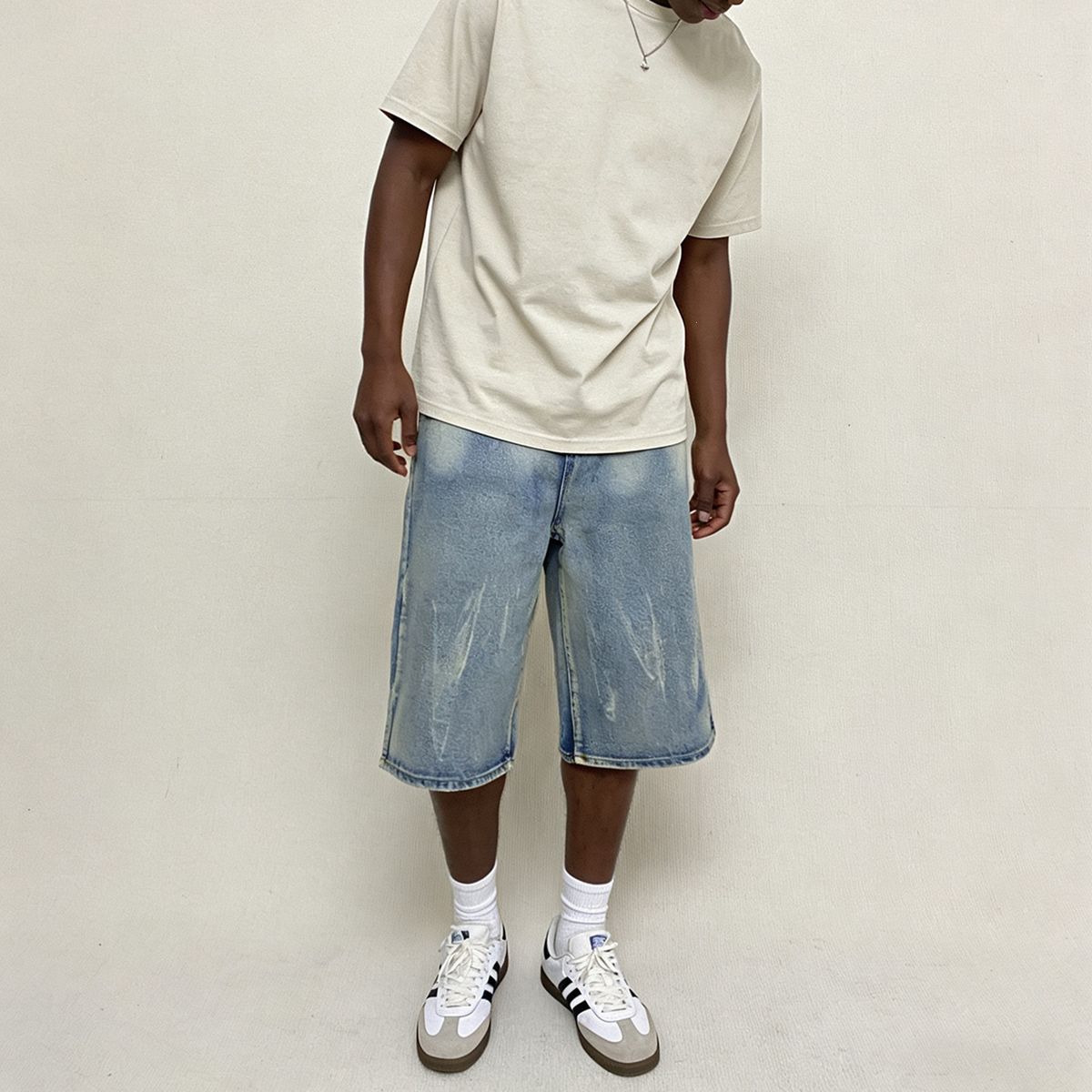 Men's Distressed Denim Capri Pants With Gradient Zipper - Relaxed Fit Vintage Washed Shorts For Casual Style_mkmklike.com
