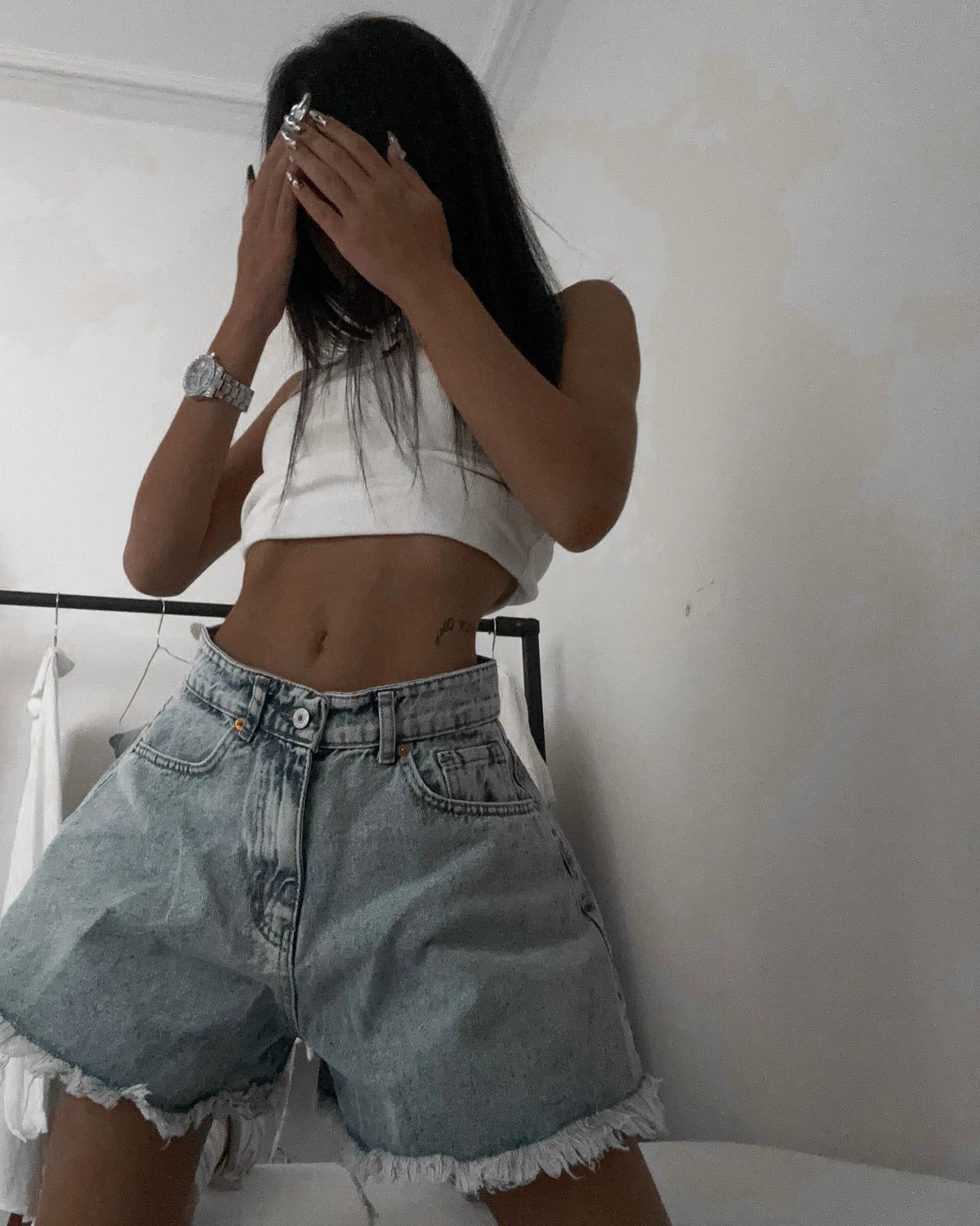 Women's Clothing Denim Shorts Hot Girl Jeans Loose Casual Pants Raw Edge Shorts_mkmklike.com