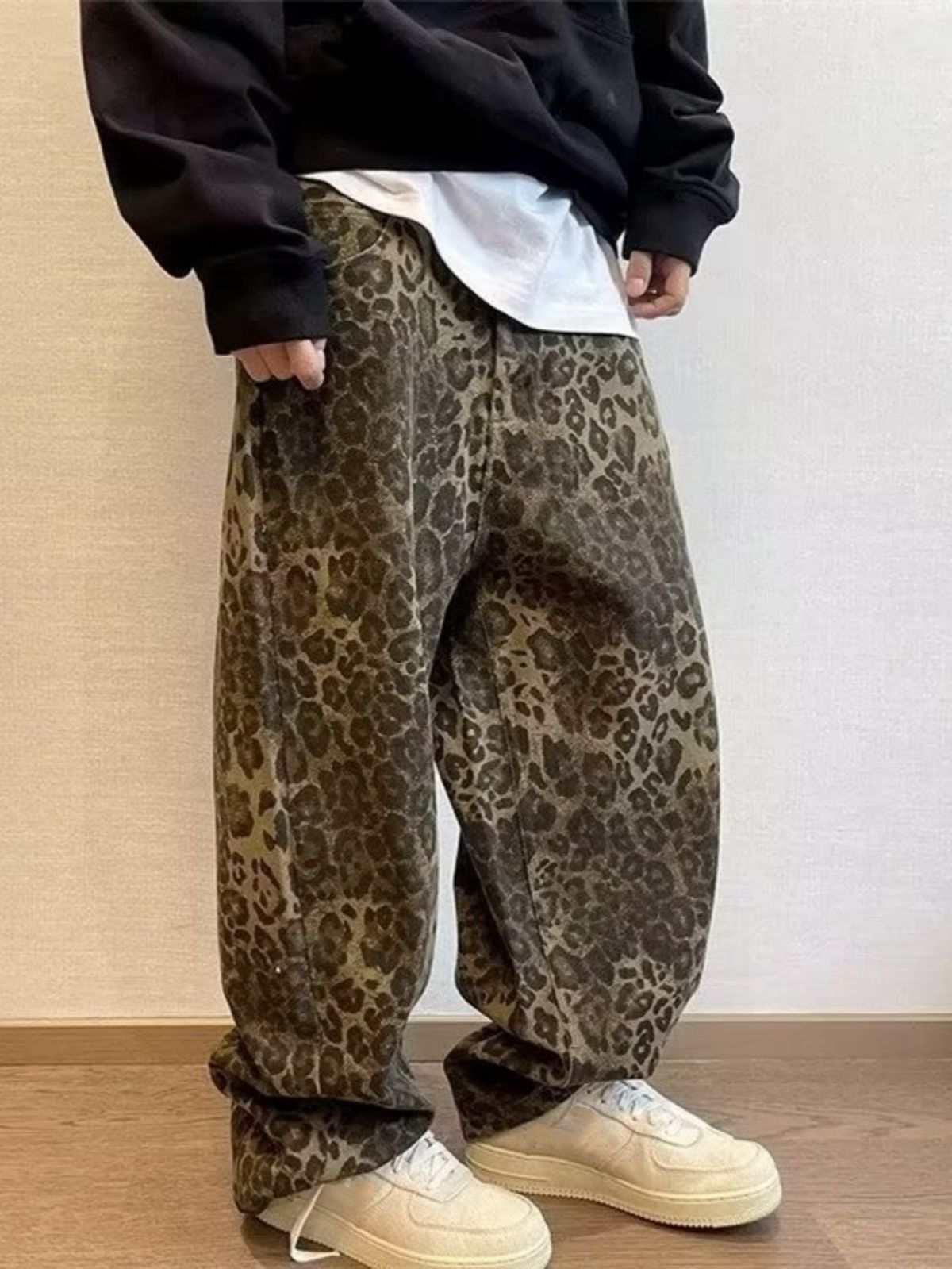 Men's American Streetwear Jeans - Loose Fit Straight-Leg Cotton Pants With Leopard Print For Urban Fashion_mkmklike.com
