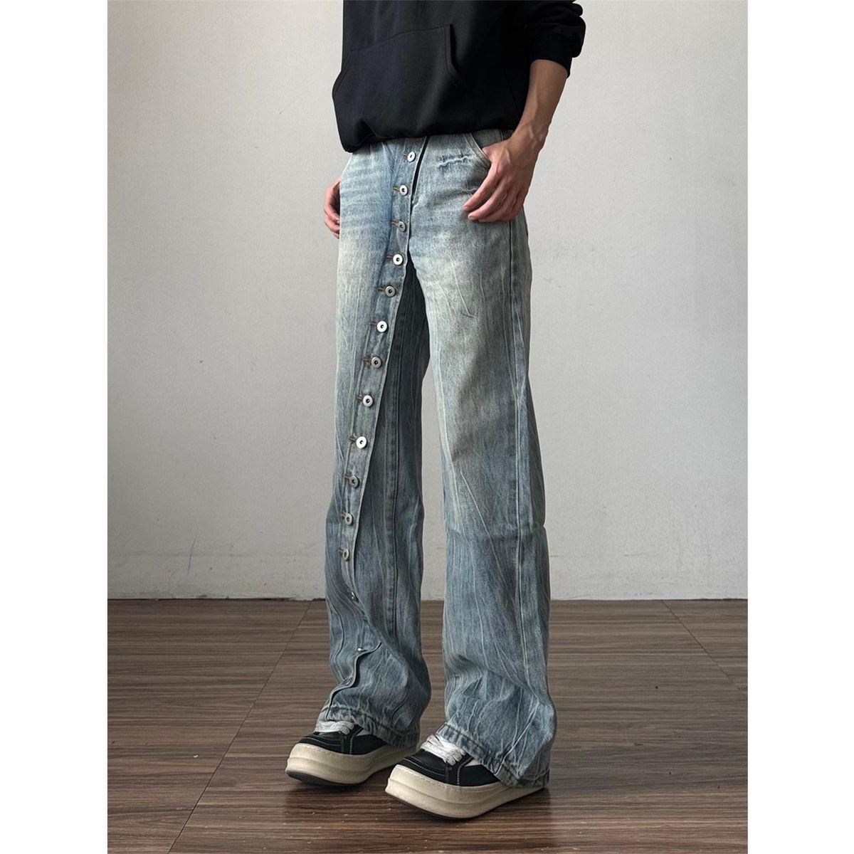 Men's High Street Lightning Bolt Jeans – Distressed Wide-Leg Denim Pants With Asymmetric Zipper_mkmklike.com