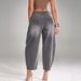 High-Waisted Grey Ripped Frayed Hem Banana Jeans Women's Retro Washed Loose Cropped Carrot Pants WT29_mkmklike.com