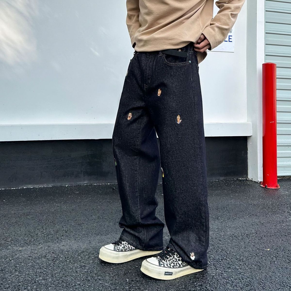 Men's High-Street Embroidered Raw Denim Jeans - Relaxed Straight Leg Loose Fit Casual Pants For Urban Streetwear_mkmklike.com