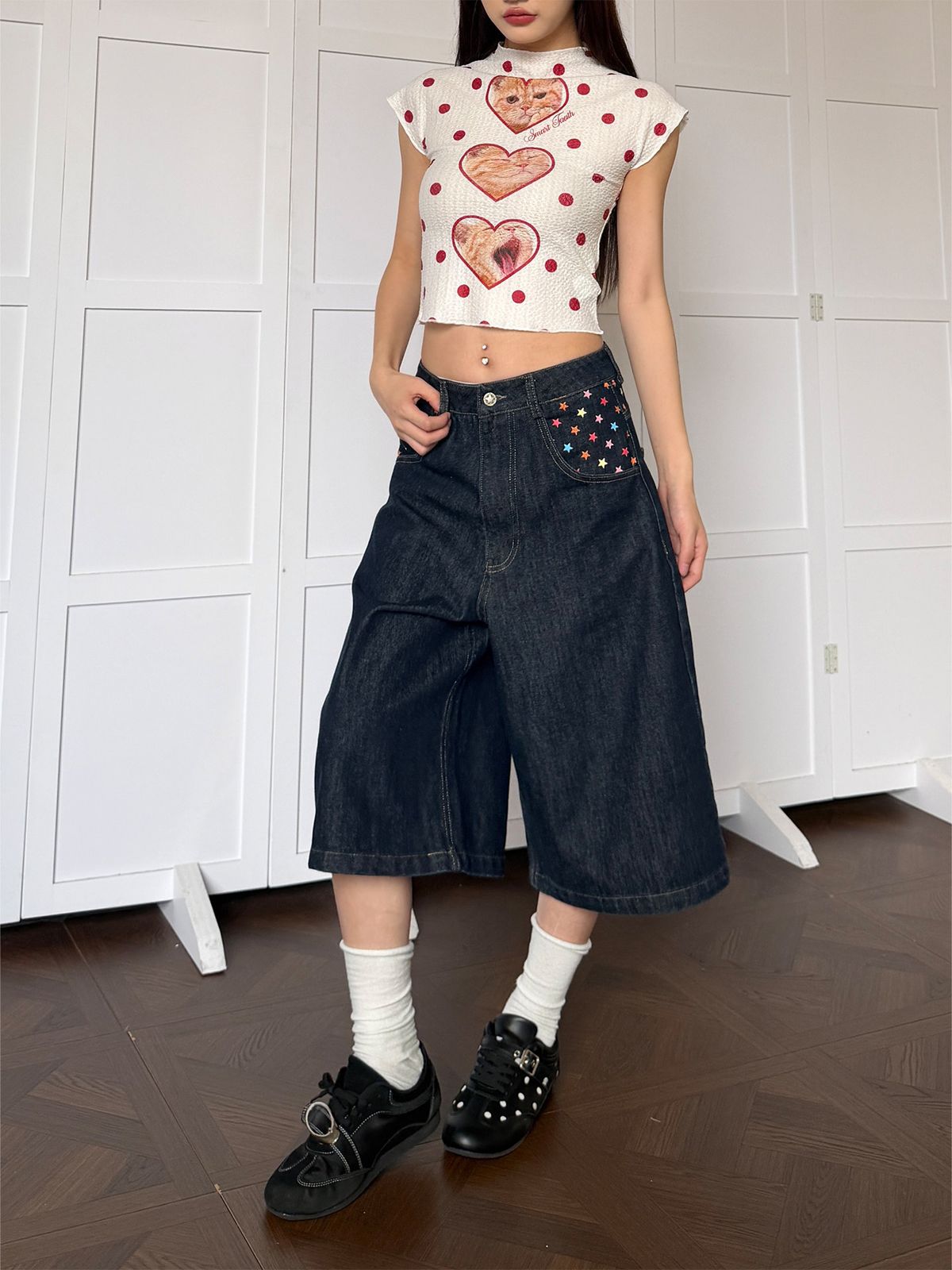 Colorful Star Pocket Denim Capri Pants Summer Style for Men And Women Paris Button Design Wide Leg Mid-Length Jeans_mkmklike.com