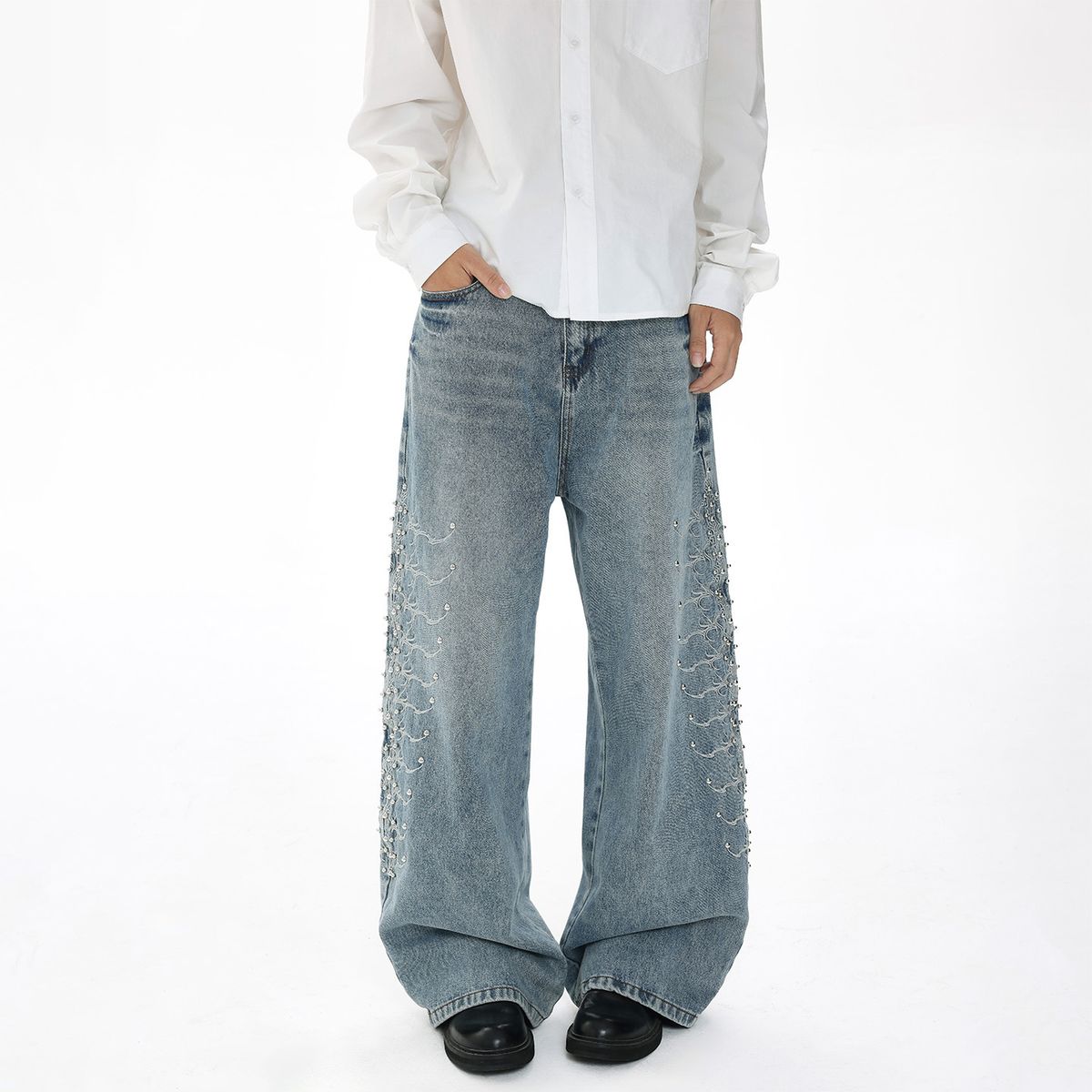 Men's Clothing Maple House Trendy Snake Eye Backless Retro Washed Jeans Metal Rivet Embroidered Men's Denim Clothing For Men And Women_mkmklike.com