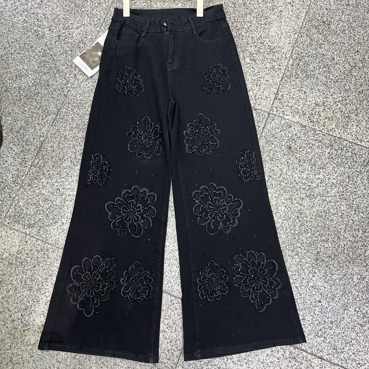 Women's Slimming Stretchy Denim Jeans American Style Floral Rhinestones Wide Leg Straight Leg Fashionable New Spring Design_mkmklike.com