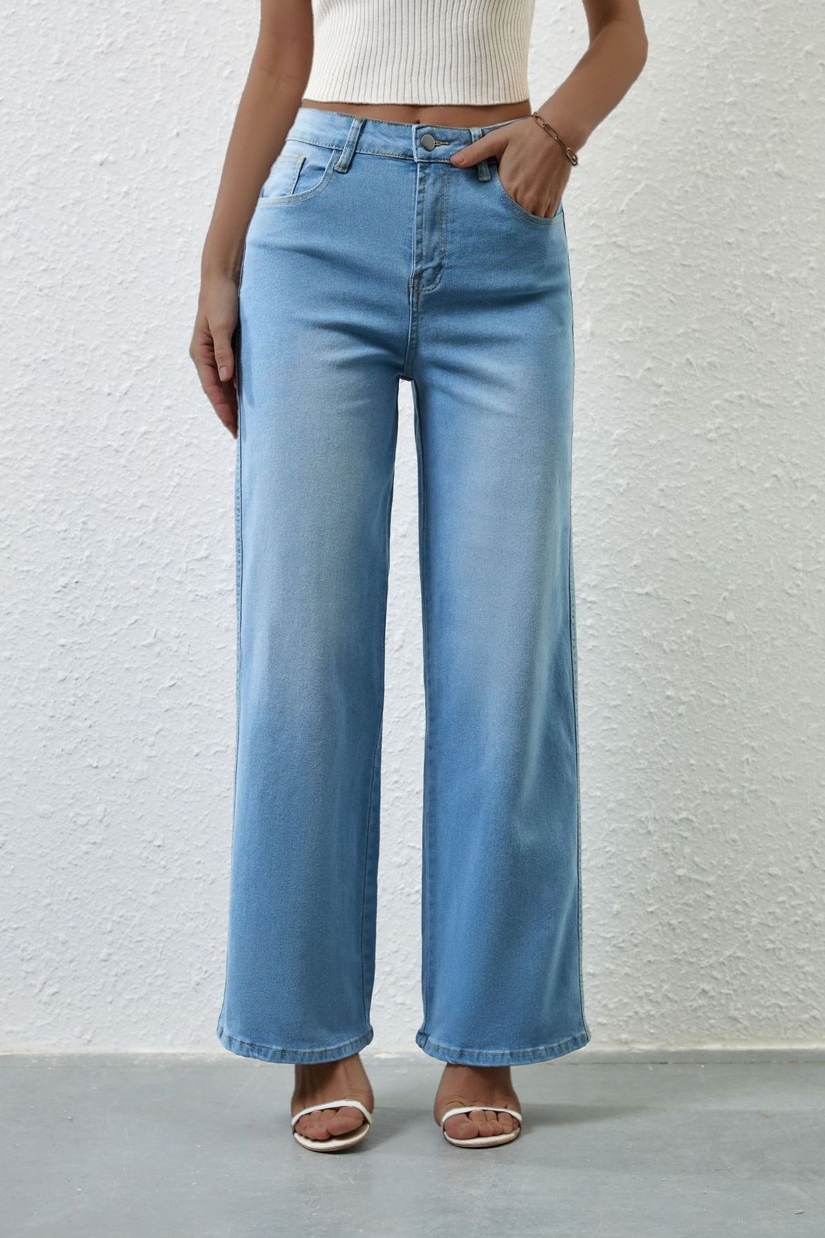 "High Waisted Straight Leg Jeans For Women – Stretch Denim Pants With Comfort Fit (Dark Gray/Light Blue/Dark Blue, Sizes S-XL)"_mkmklike.com