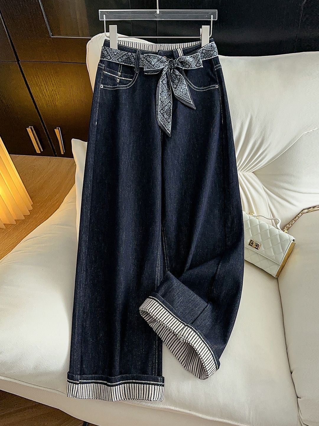 Denim Blue Roll-Up Hem Straight Leg Jeans – High-Waisted Slim Fit Wide-Leg Pants For Women | Casual & Comfortable_mkmklike.com