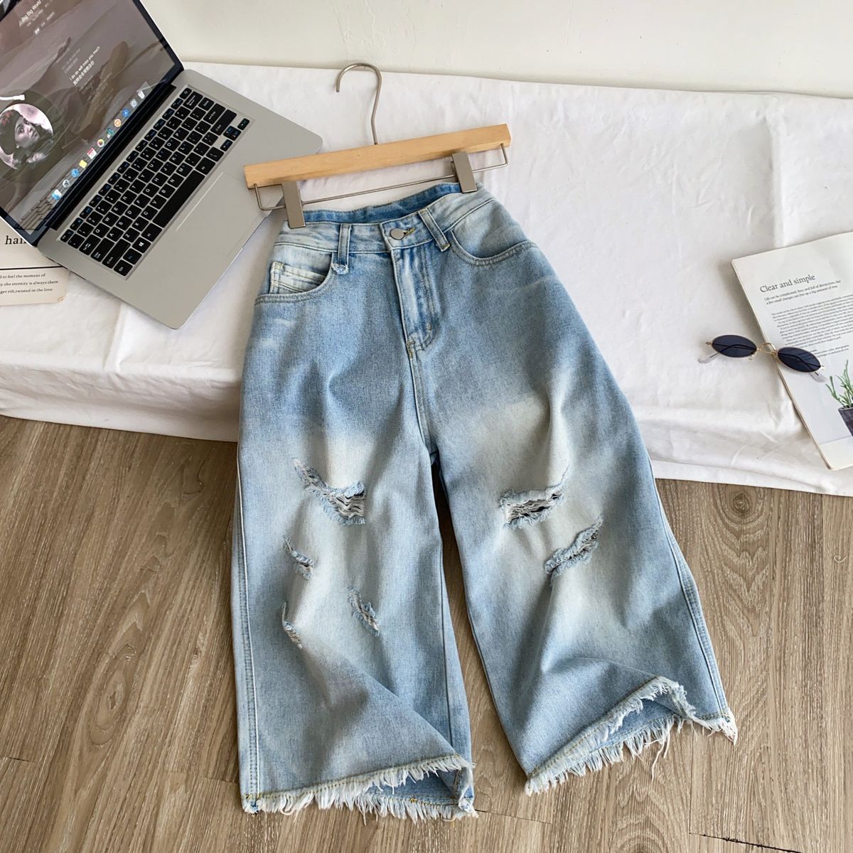 Korean Style High-Waisted Ripped Jeans Women's Summer Thin Cropped Pants Slim Fit Casual Relaxed Style 2026_mkmklike.com