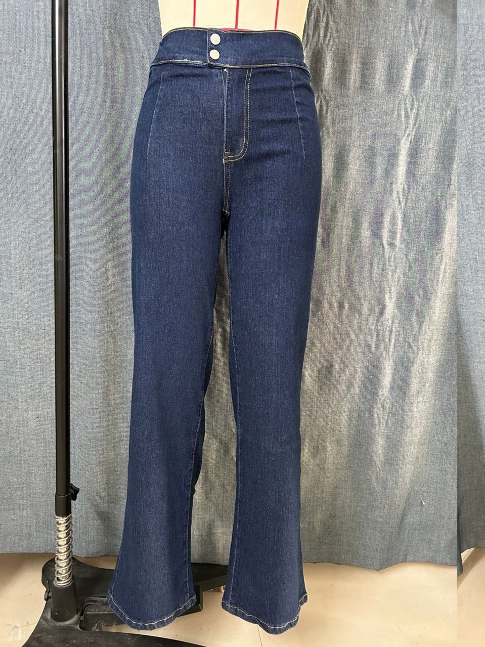 K Versatile Straight Tube Loose High Waisted Double Button Solid Color Women's Jeans_mkmklike.com