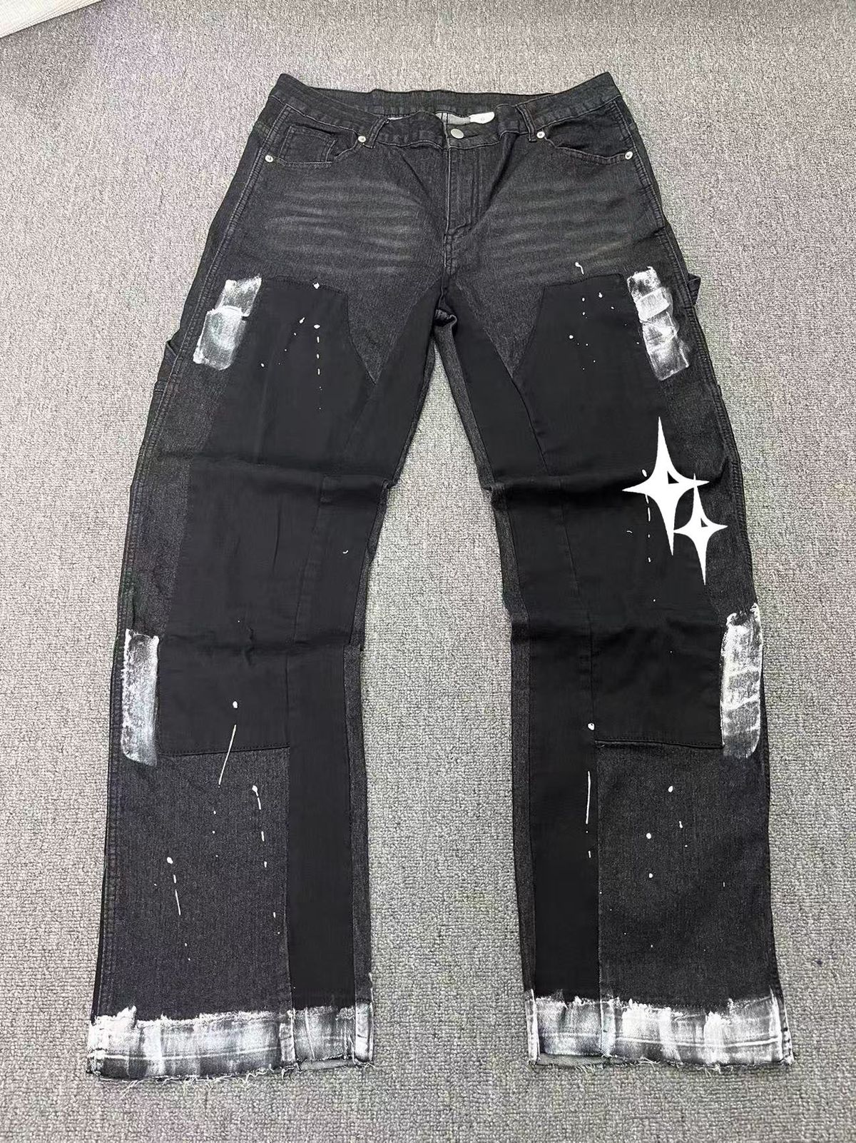 Men's Clothing Menswear Trendy Patchwork Distressed Washed Denim Cargo Pants With Hand Painted Finish And Double Star Logo._mkmklike.com