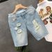Men's Summer Lightweight Distressed Denim Shorts Casual Straight Fit Frayed Hem Five-Pocket Design Classic Five-Pocket Functionality_mkmklike.com