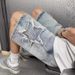 2025 2025 Sommer Männer Distressed Denim Shorts Lose Fit Trendy Marke Fünf-Punkt Hohl Taille Streetwear Kurze Hosen_mkmklike.com