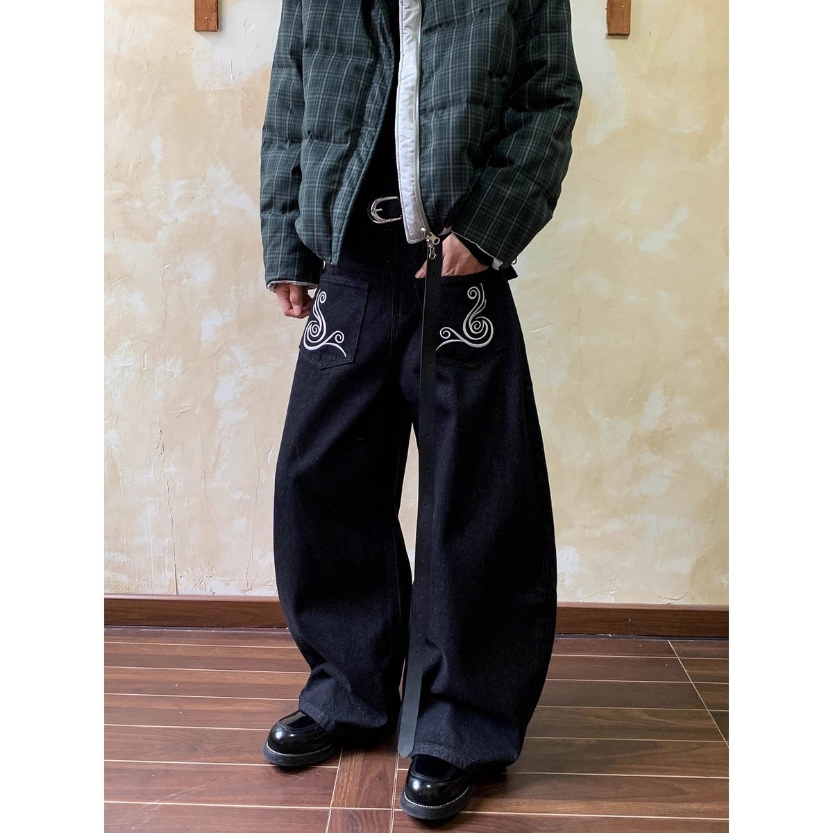 Cleanfit Vintage Embroidered Denim Jeans For Men – Distressed Wide-Leg Trousers With Artisan Stitching (S-3XL)_mkmklike.com