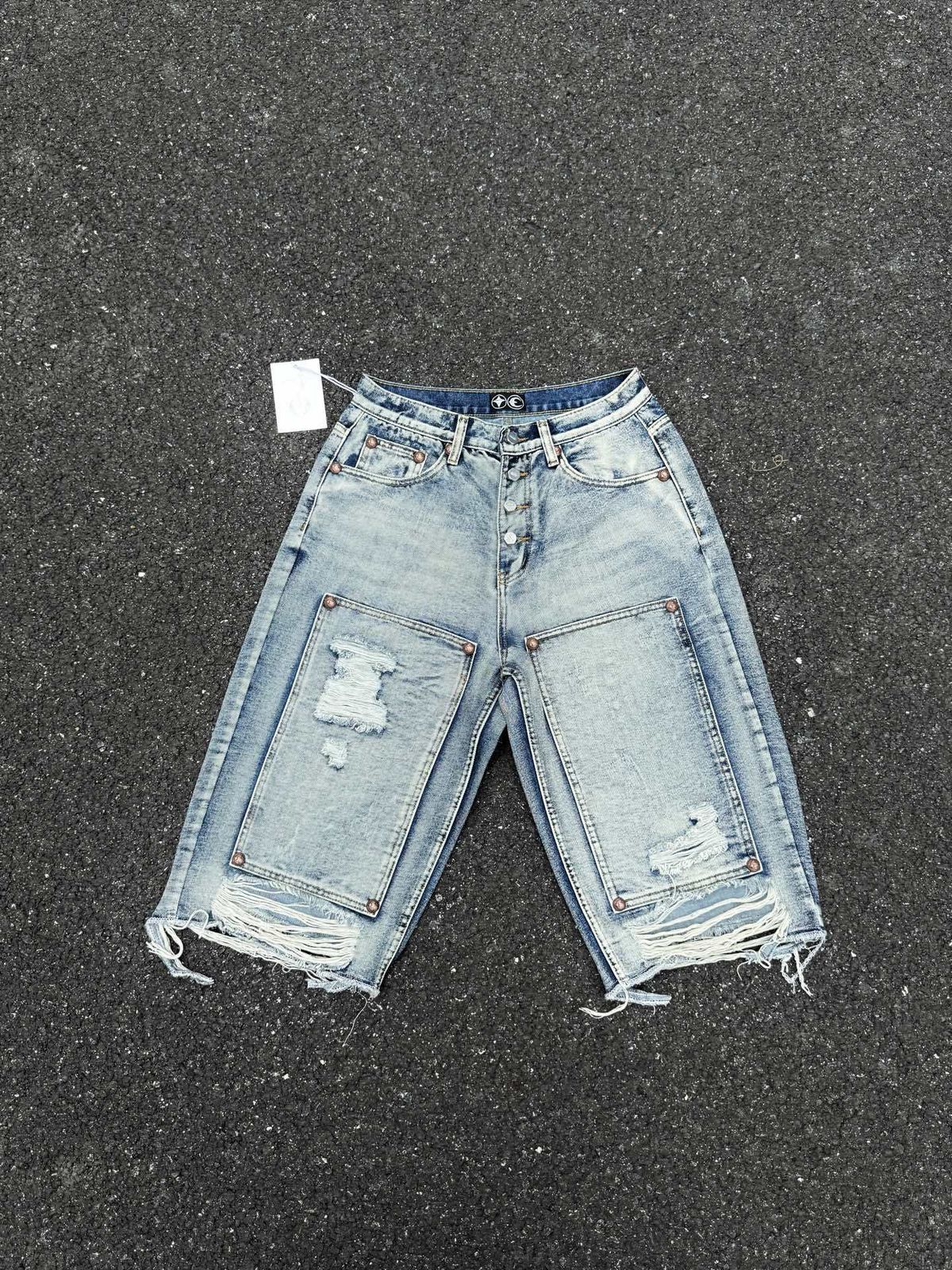 Men's Clothing Hole Loose Embroidery Washed Drape Casual Seven Point Denim Shorts_mkmklike.com